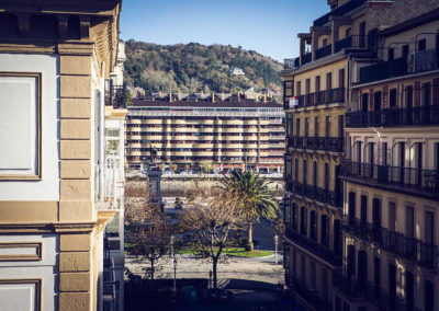 Grande Studio Familiy Suites sur rue avec balcon, Hôtel Donostia-San Sebastien, LegazpiDoce sur rue avec balcon Hôtel Donosta-San Sebastián Legazpidoce 002